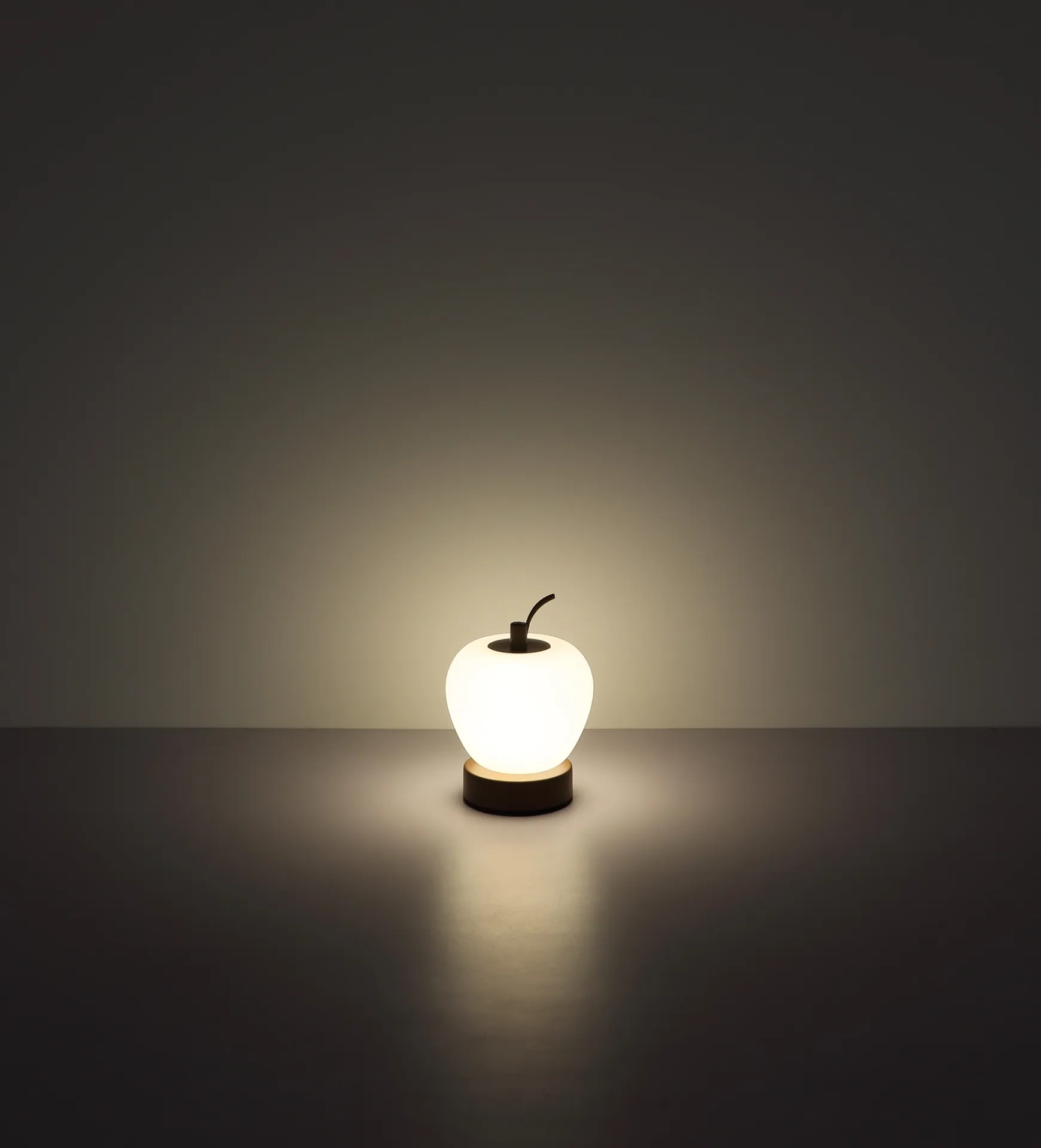 Minimalist Bedside & Accent Lighting