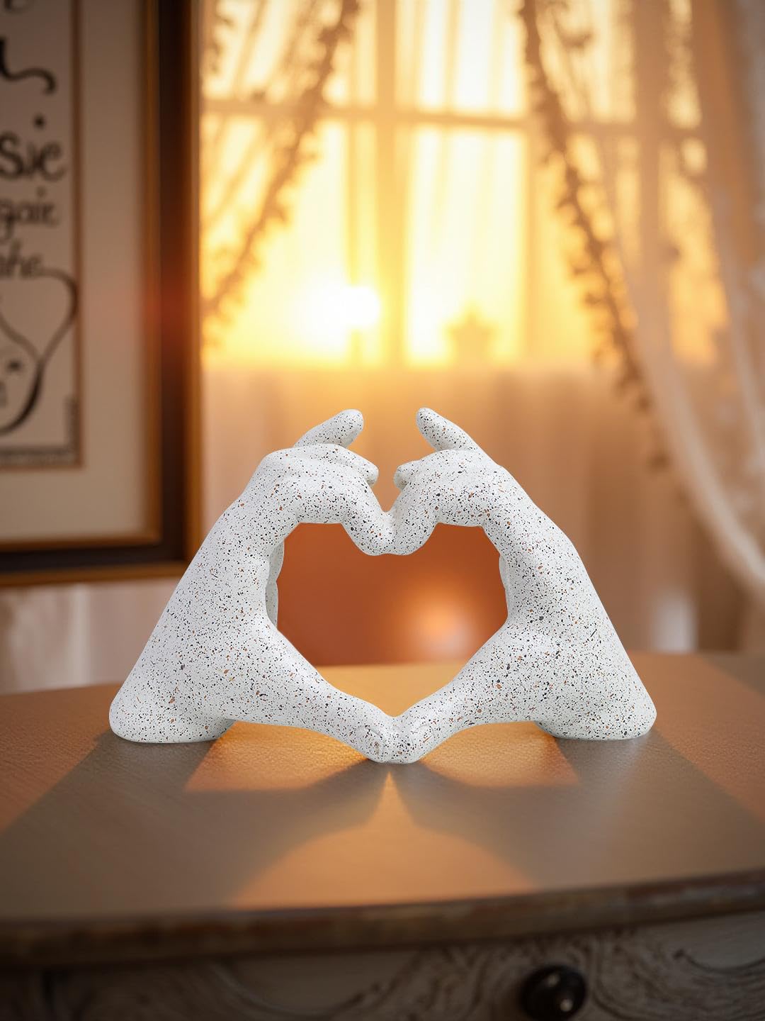 Modern Love Art Décor Figurine for Home & Gifting