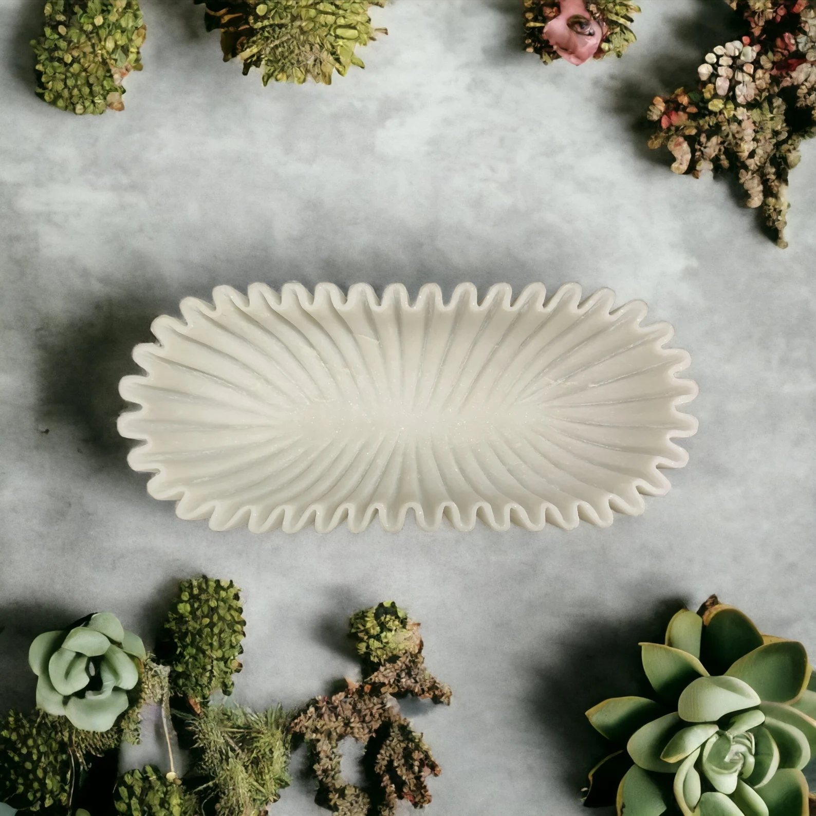 Sculptural Centerpiece for Table & Shelf Décor